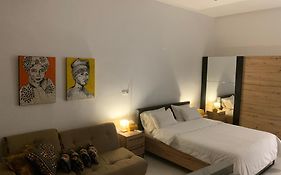 Chez Rima // Studio Tres Chaleureux F1 // Tres Bien Situe